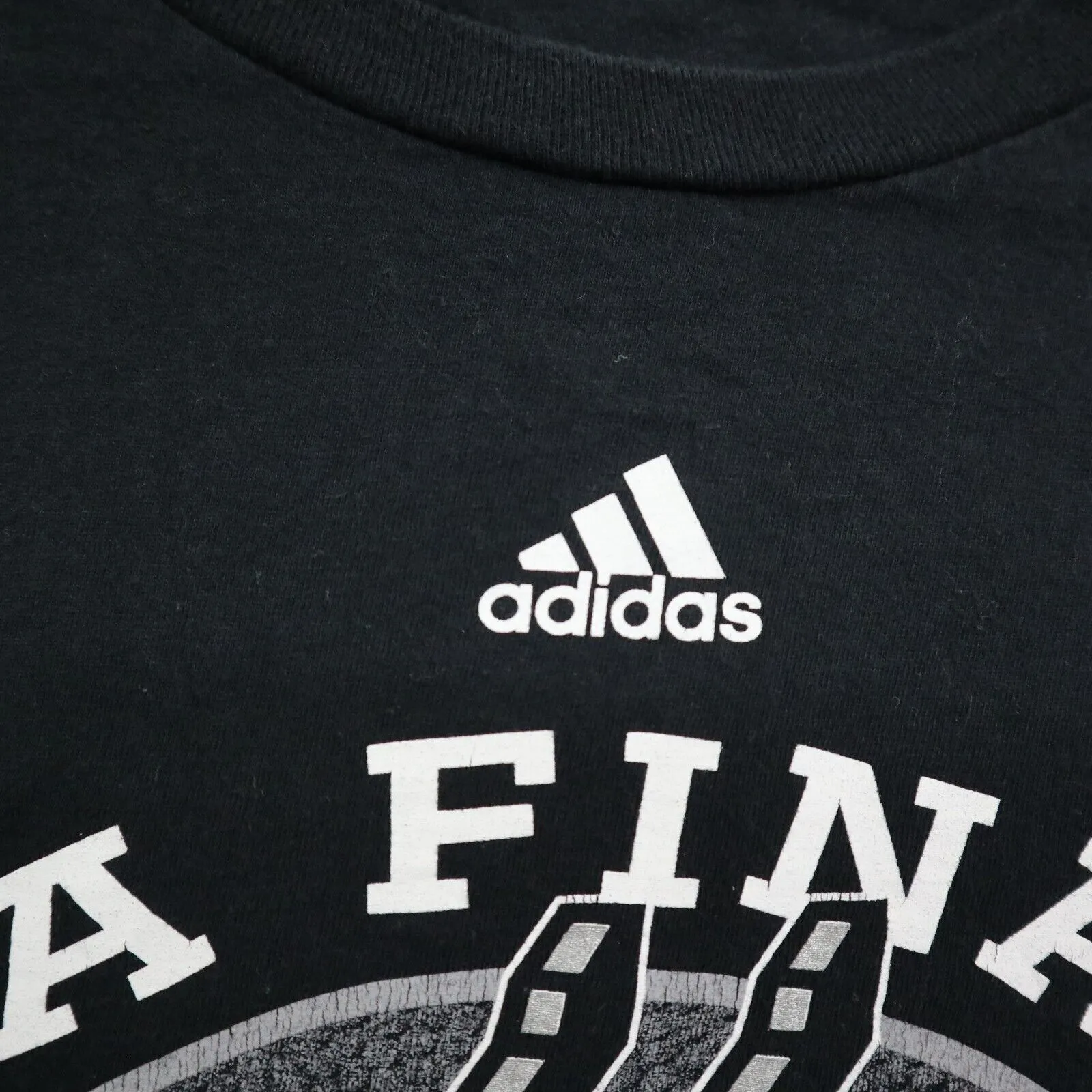 Adidas Men T Shirt San Antonio Graphic Tee 100% Cotton Short Sleeve Black Size M