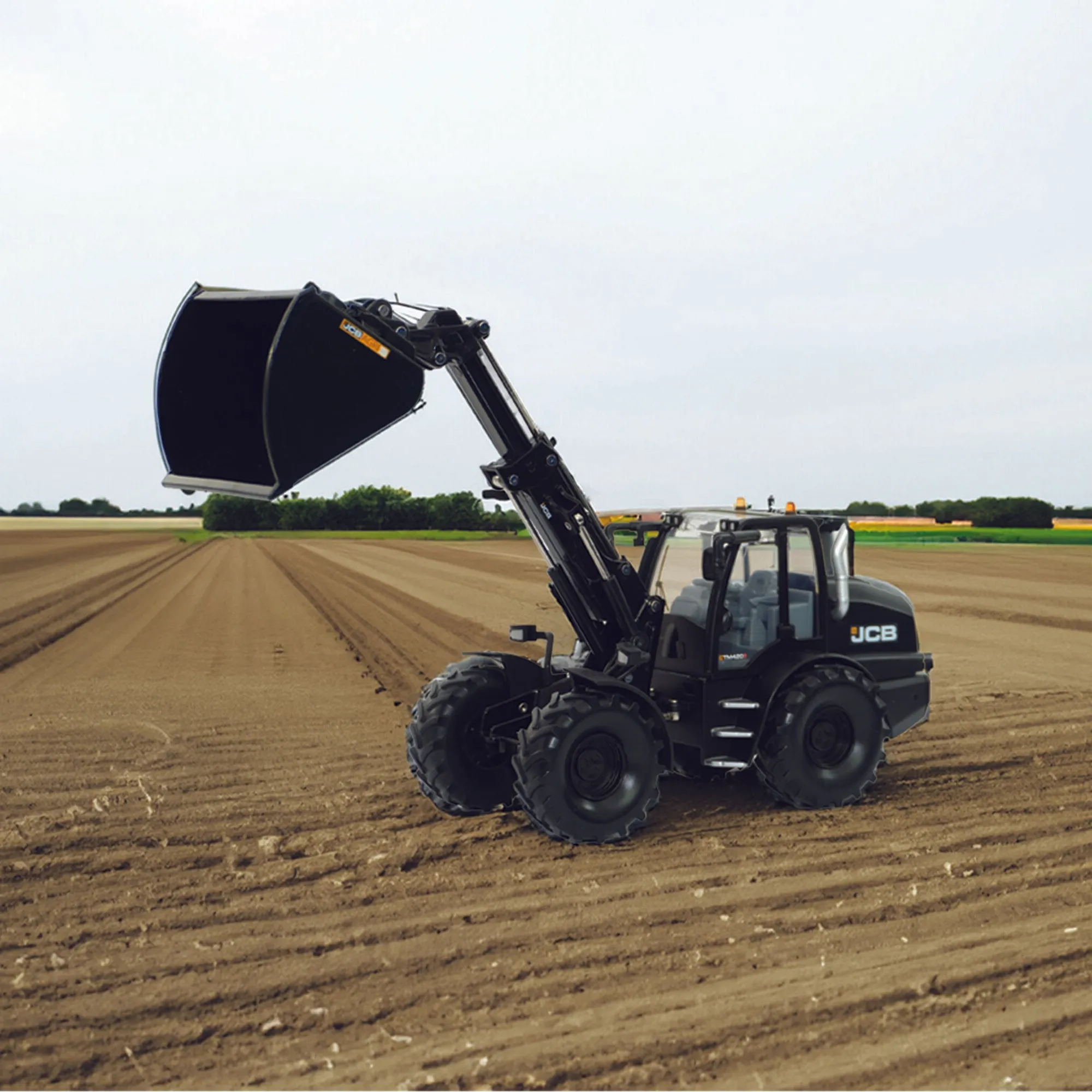 JCB TM420S Black Limited Edition