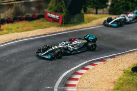 Tarmac Works 1/64 Mercedes-AMG F1 W13 E Performance Belgian Grand Prix 2022 Lewis Hamilton #44 - GLOBAL64