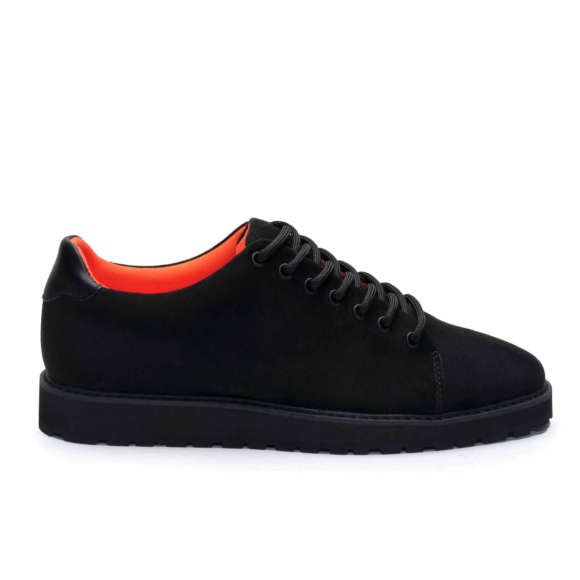 The Muscoby S TAYNO Suede Low Lace Up Sneaker