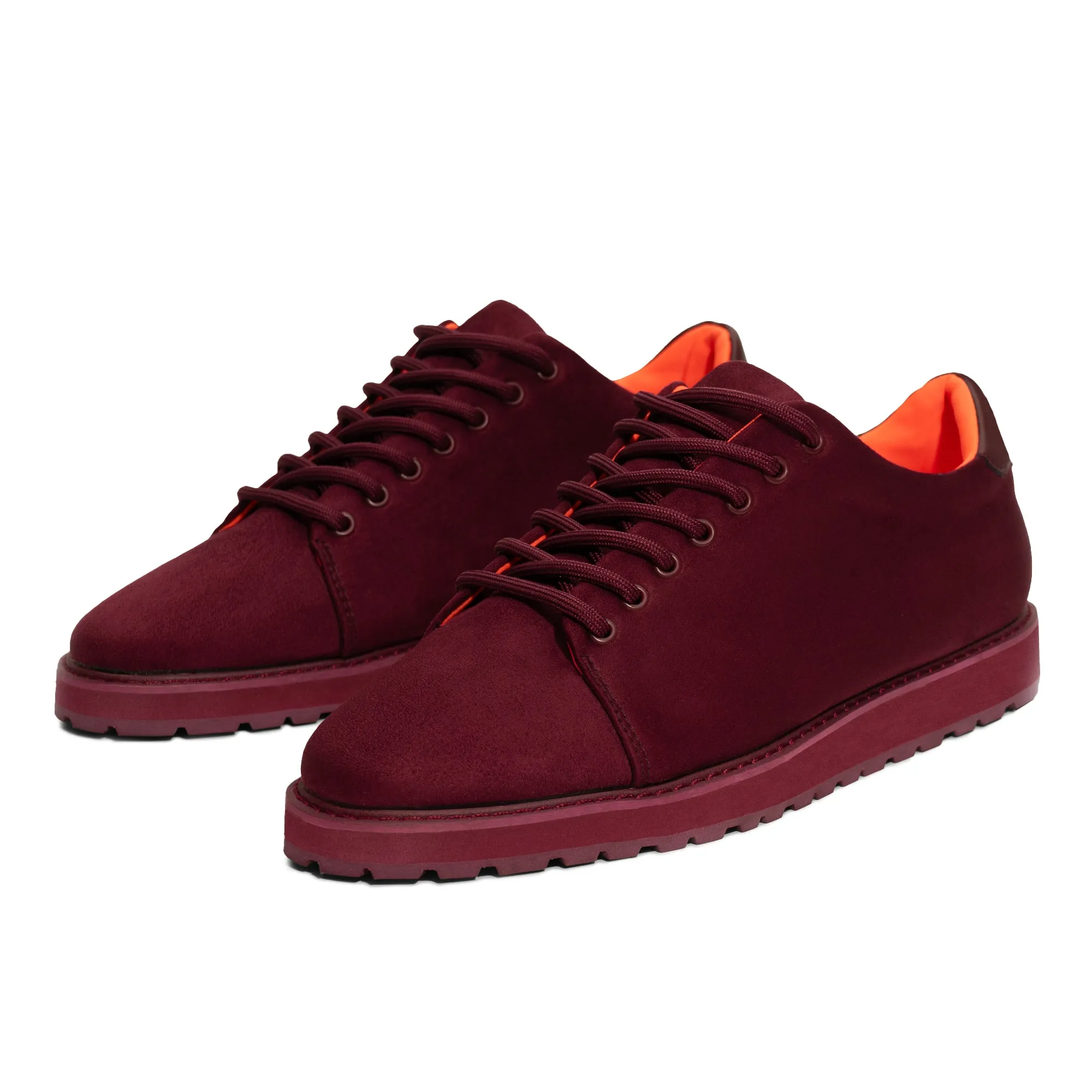 The Muscoby S TAYNO Suede Low Lace Up Sneaker